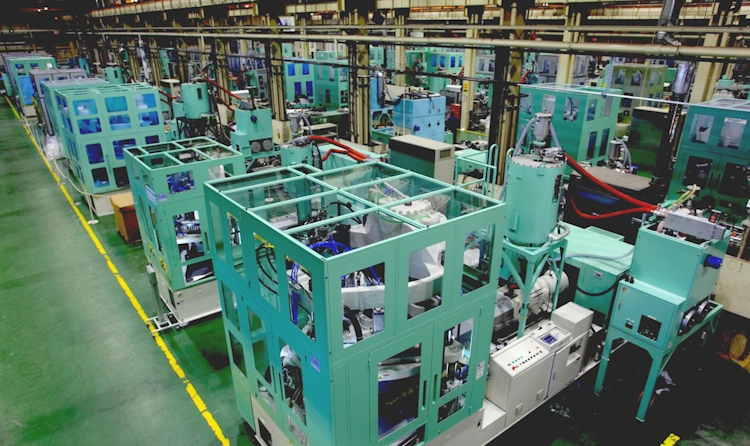 maquinas moldeo botellas aoki